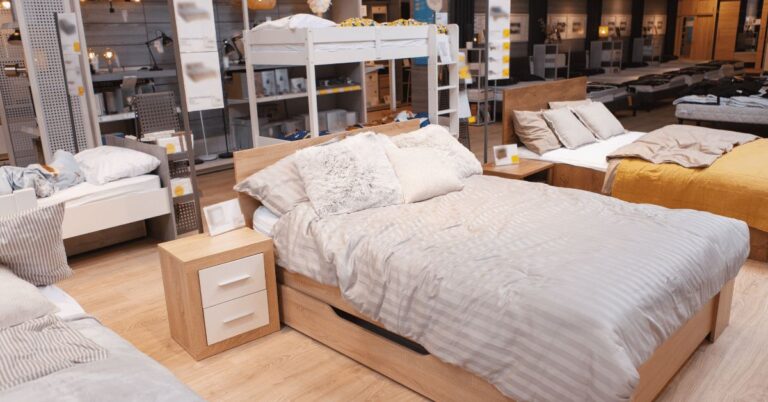 rooms-to-go-furniture-store